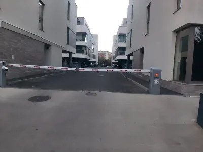 Vedere spre garajul auto apartament inchiriere Sector 1 București
